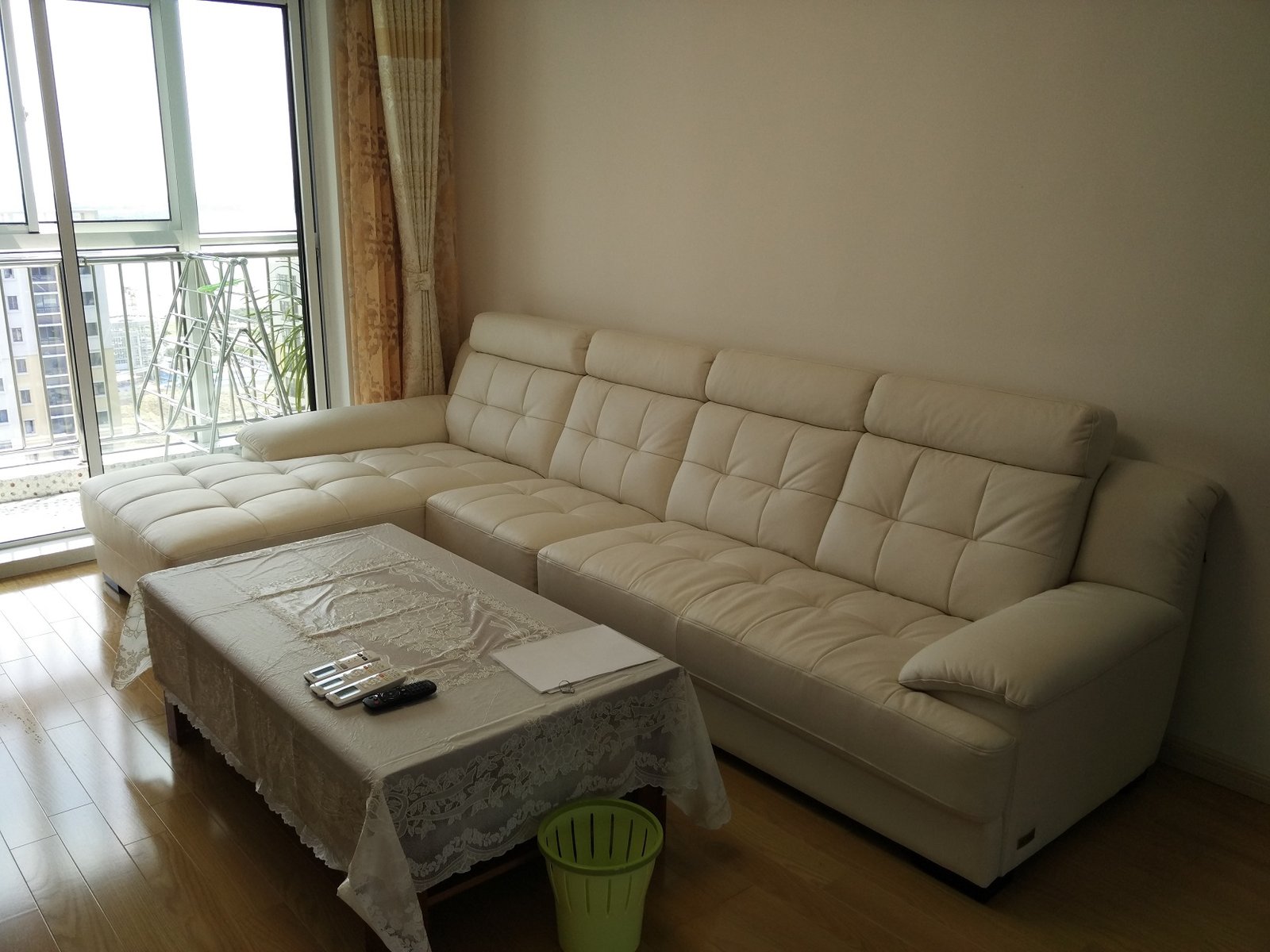 Huangdao Bay city 2 bedrooms sea view apartment for rent