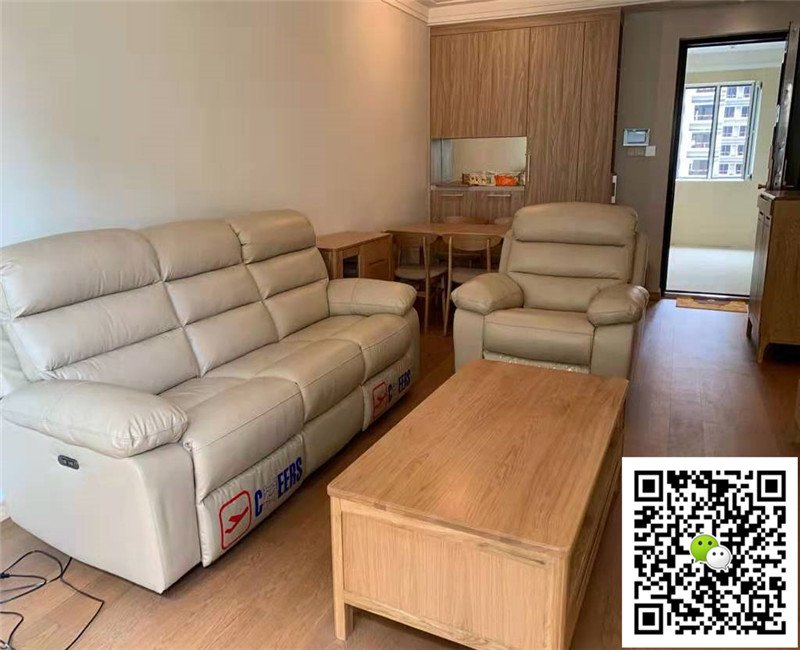 Poly Apartment